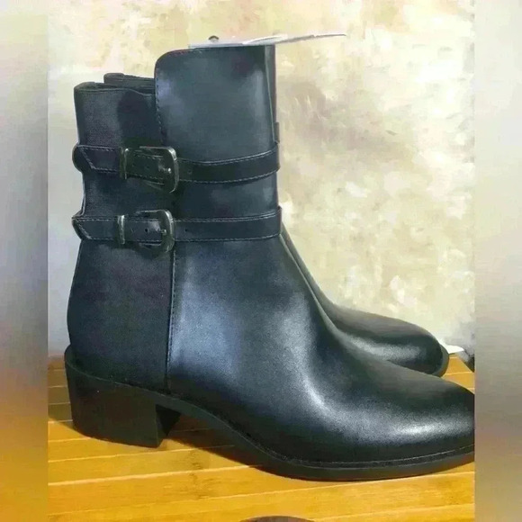 - Zara STRAPPY ANKLE BOOTS WITH BUCKLE🔥🔥🔥🔥🔥 - Picture 8 of 12